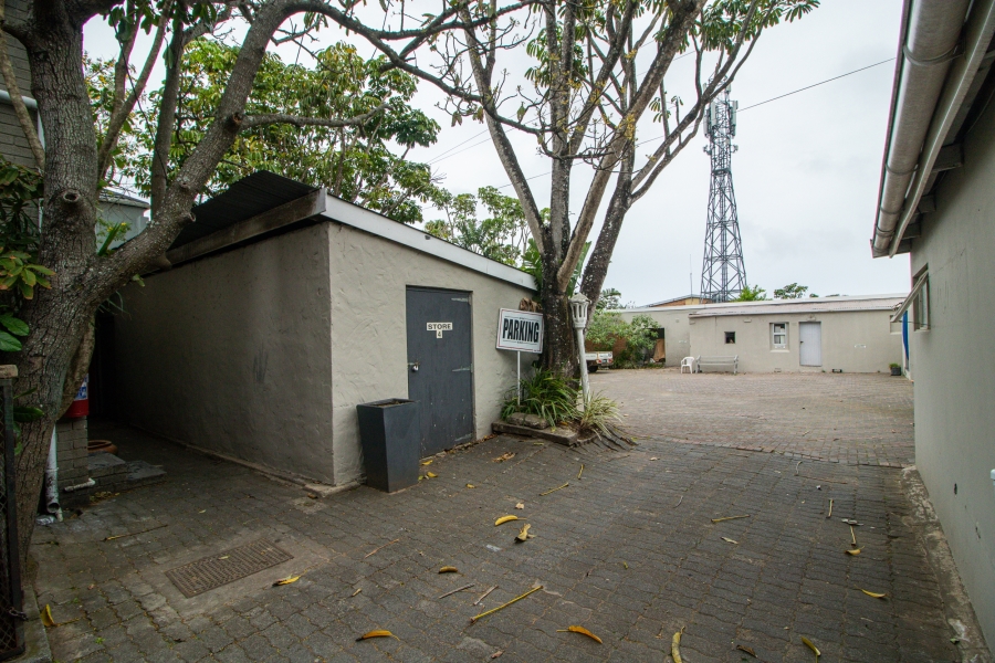 Commercial Property for Sale in Vincent Eastern Cape